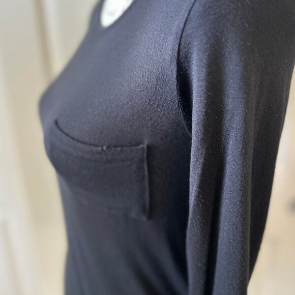 Women's Gently Used Black Long-Sleeve Top with a Strappy Back - Picture 5 of 8